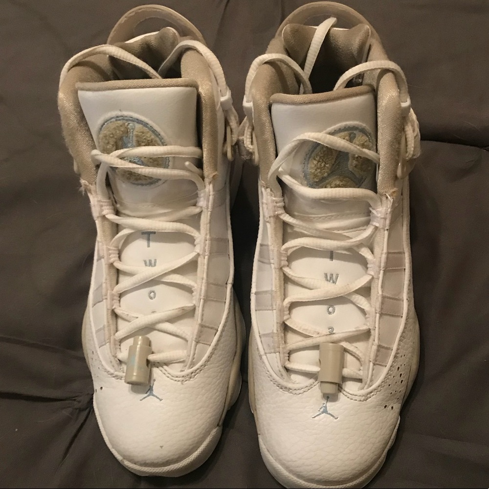 Youth Air Jordan size 5y. Barely worn